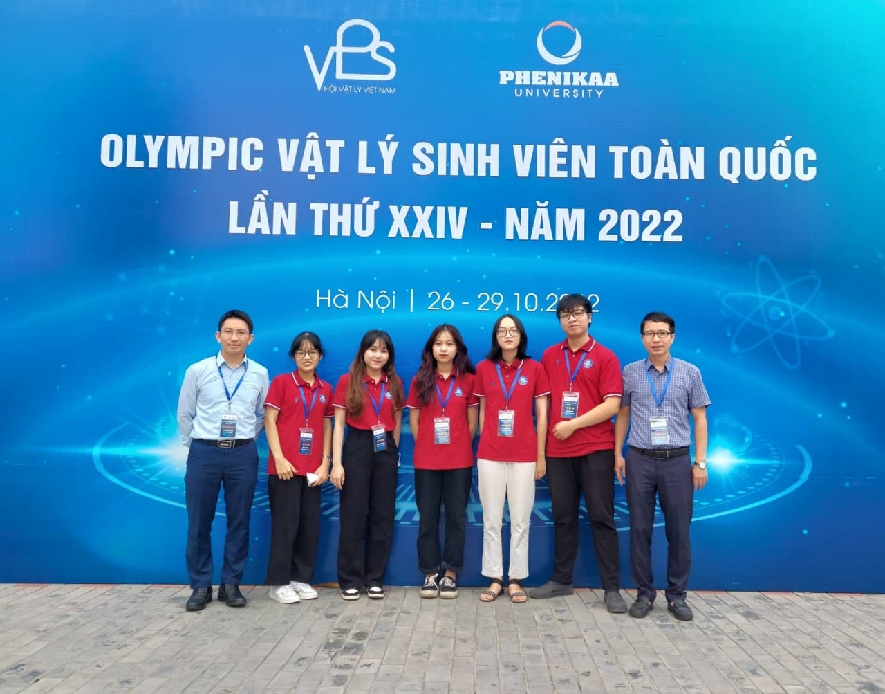 Chúc mừng Đội tuyển khoa Vật lí đạt thành tích xuất sắc trong kì thi Olympic Vật lí Sinh viên toàn quốc lần thứ XXIV